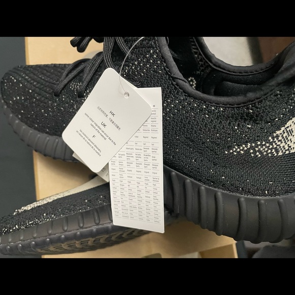 Yeezy 350 V2 Core Black White - Picture 5 of 7